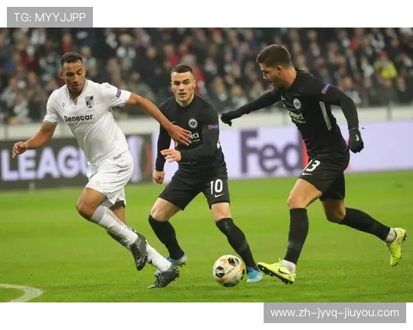 法甲前锋球员赛季进球与表现对比